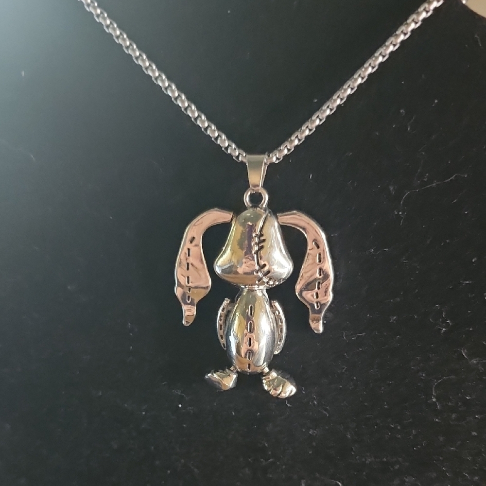 Moveable Rabbit 🐰 Pendant Necklace